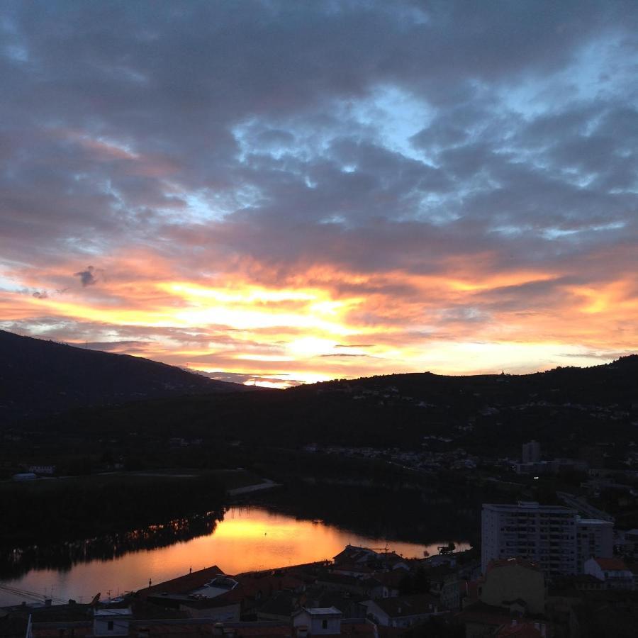 Douro Vally Inn Peso da Régua Exterior foto